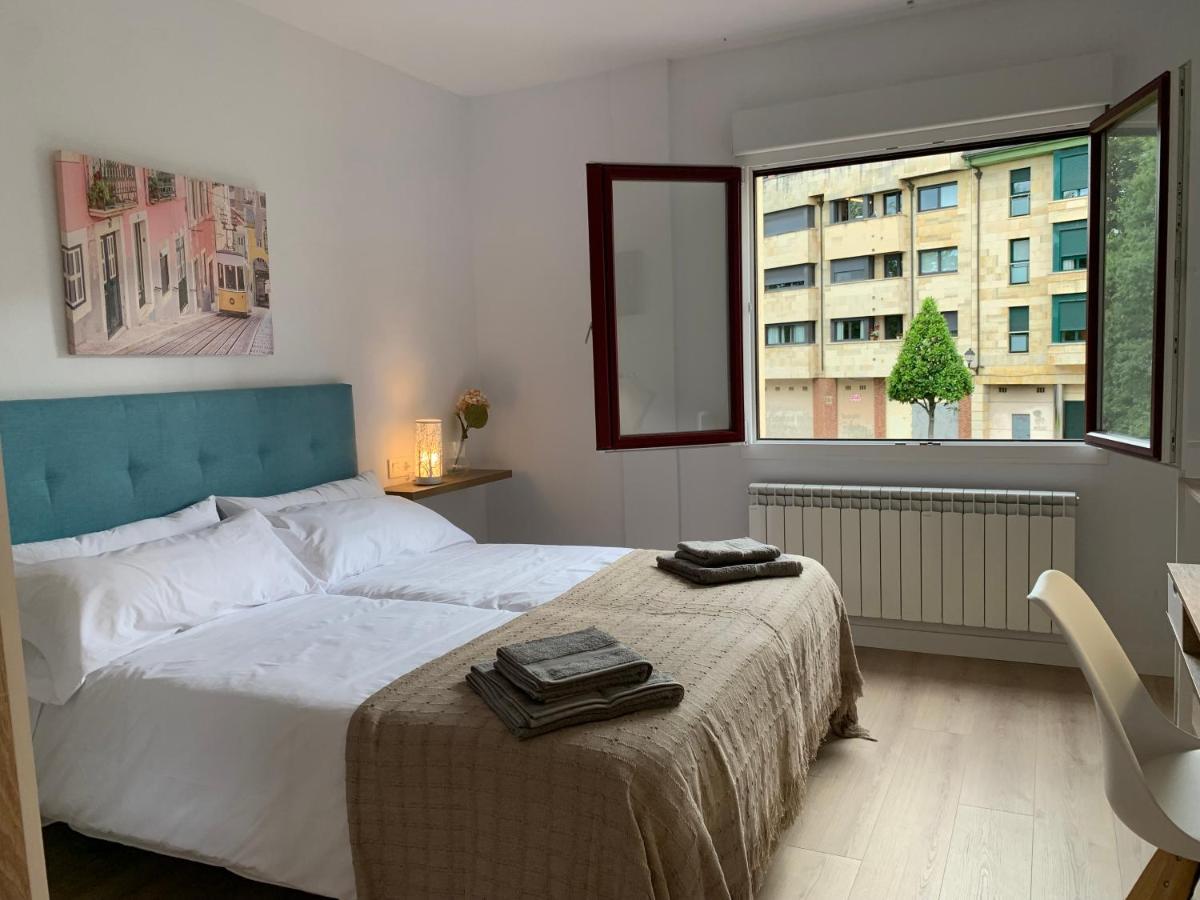 Apartamentos Santullano 1 Oviede Extérieur photo