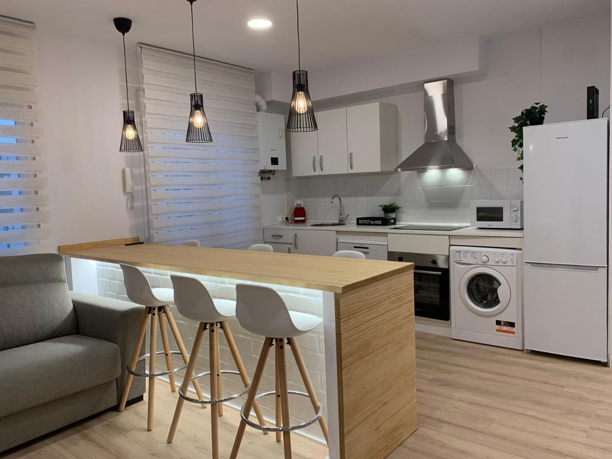 Apartamentos Santullano 1 Oviede Extérieur photo